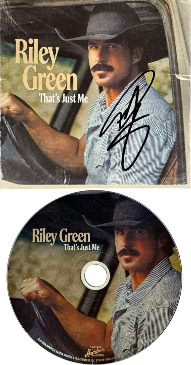 Riley Green signed 2026 That's Just Me CD Album Cover Booklet w/ CD & Case – COA