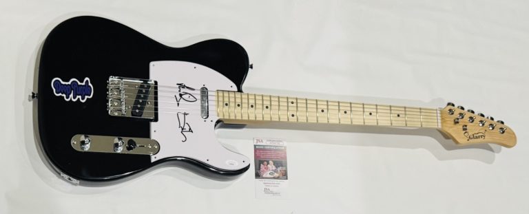 DEEP PURPLE SIGNED ELECTRIC GUITAR IAN GILLAN IAN PAICE JSA COA
