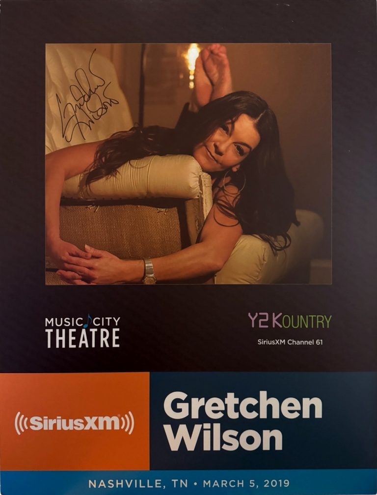 Gretchen Wilson signed 2019 22