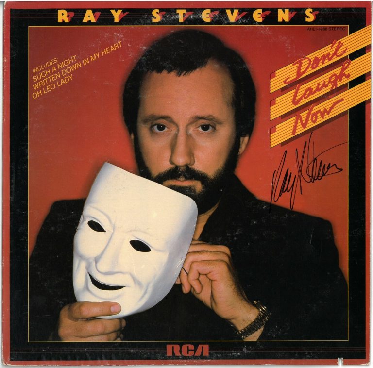 Ray Stevens signed 1982 Don't Laugh Now RCA Album Cover/LP/Vinyl Record - JSA