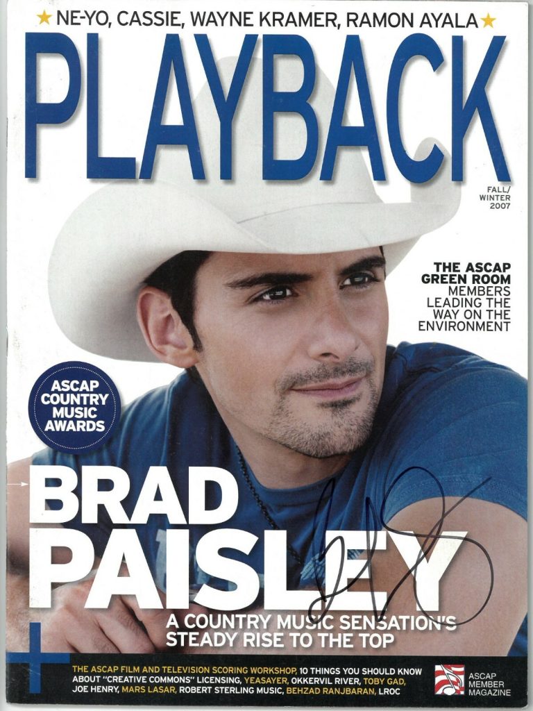 Brad Paisley signed Playback Full Magazine Fall/Winter 2007 -  JSA (no label)