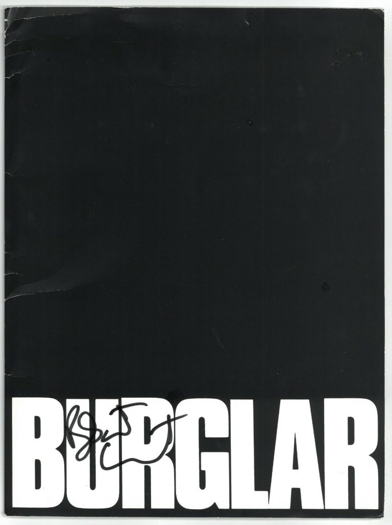 Bobcat Goldthwait signed 1987 Burglar Movie Press Kit/Script Folder- wear- JSA