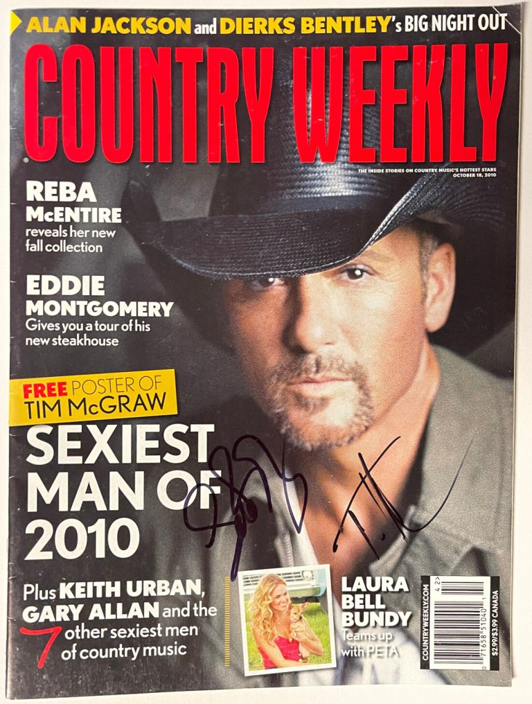 Tim McGraw & Laura Bell Bundy dual signed 2010 Country Weekly Magazine- Beckett