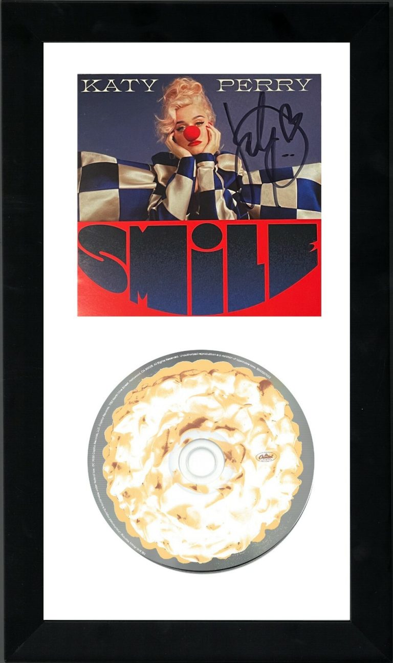 Katy Perry signed 2020 Smile Album Cover w/ CD Framed (6.5