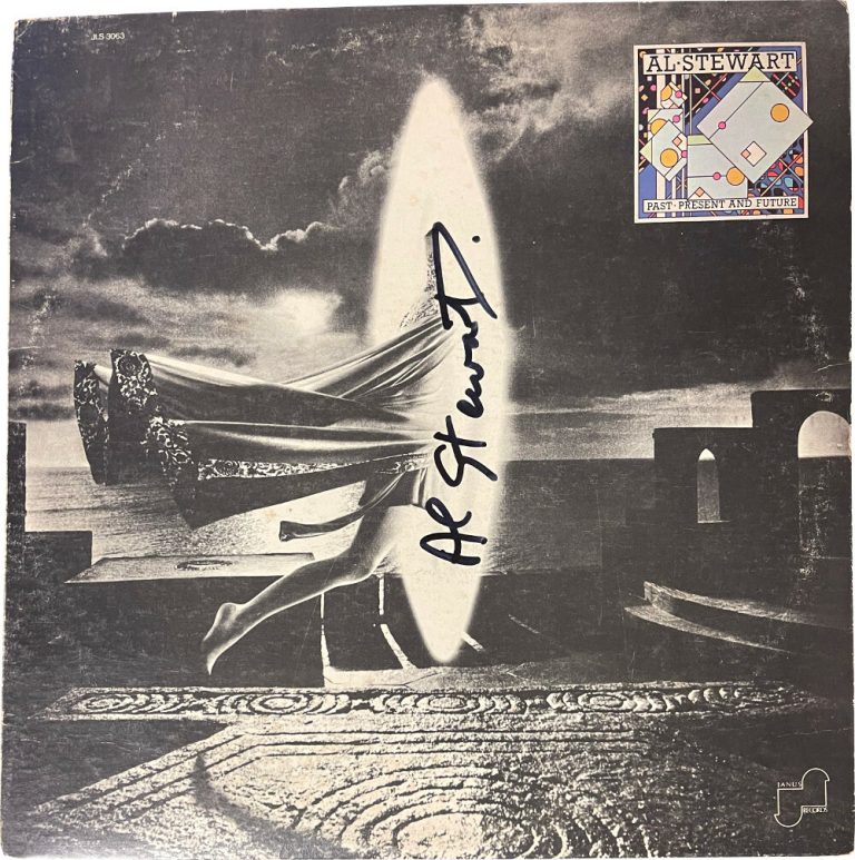 Al Stewart signed 1973 Janus Records Past,Present & Future Album Vinyl- Beckett