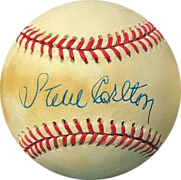 Steve Carlton signed RONL Rawlings Official National League Baseball toned
