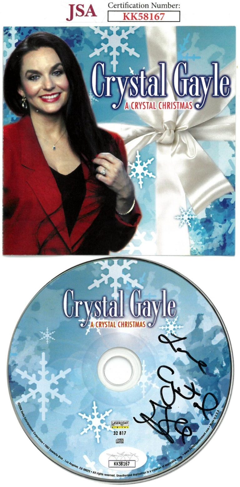 Crystal Gayle signed 2006 A Crystal Christmas Album CD w/ Booklet w/ Love - JSA