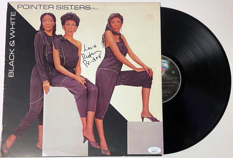 Ruth Pointer signed 1981 Pointer Sisters Black & White Album Cover/LP/Vinyl -JSA