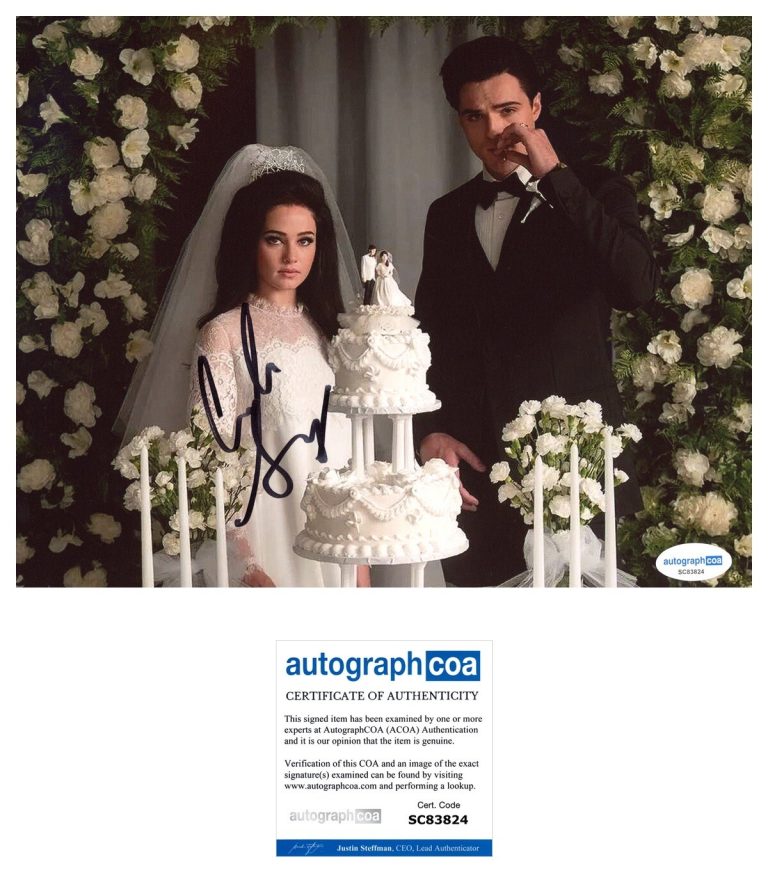 Cailee Spaeny ‘Priscilla’ Actress Signed 8x10 Photo ACOA COA PROOF
