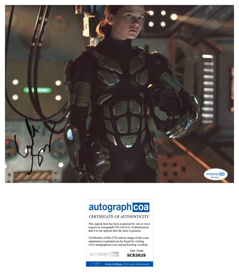 Cailee Spaeny ‘Pacific Rim: Uprising’ Signed 8x10 Photo ‘Amara’ ACOA PROOF