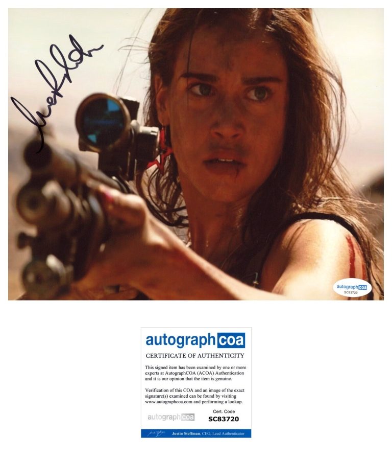 Matilda Lutz ‘Revenge’ Signed 8x10 Photo ‘Jen’ ACOA
