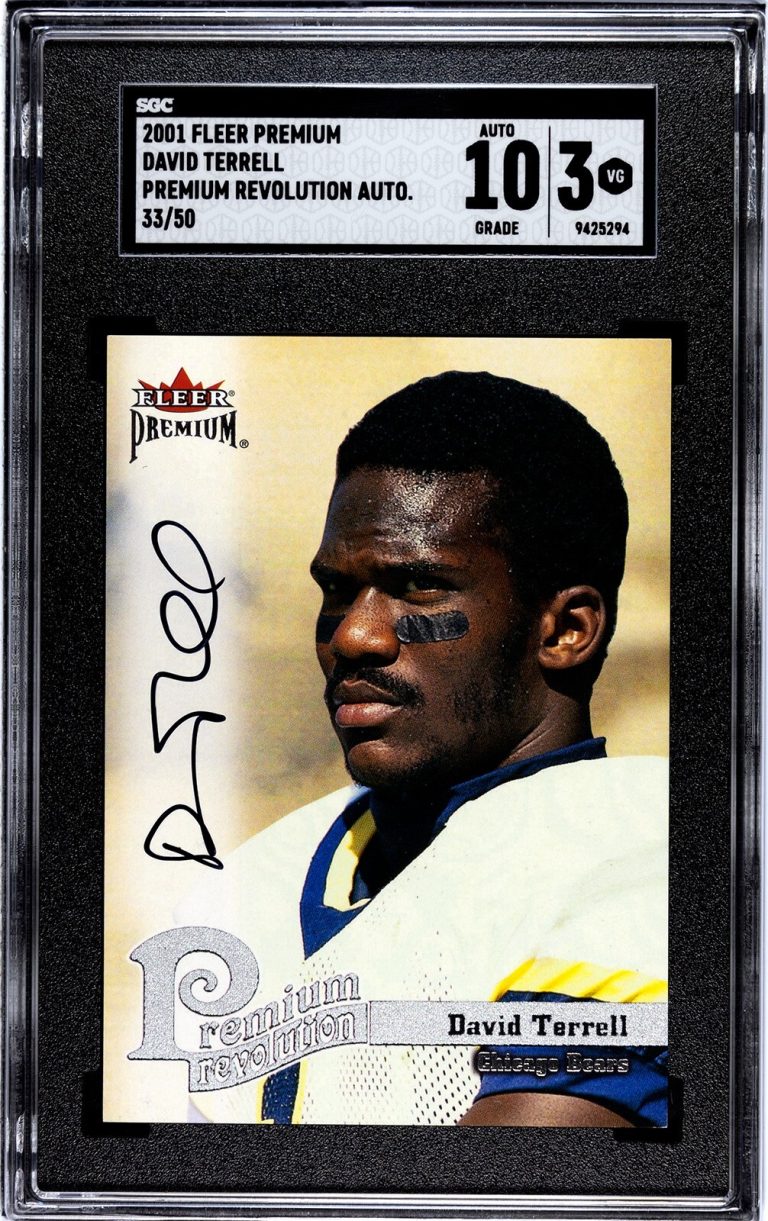 David Terrell signed 2001 Fleer Platinum Rookie On Card Auto-SGC Graded 3 VG/10A