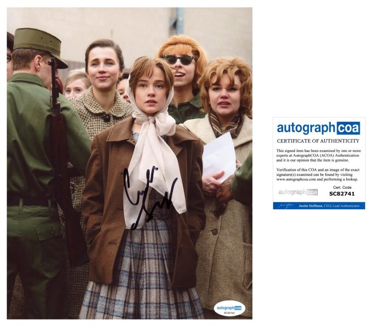 Cailee Spaeny ‘Priscilla’ Actress Signed 8x10 Photo ACOA COA PROOF
