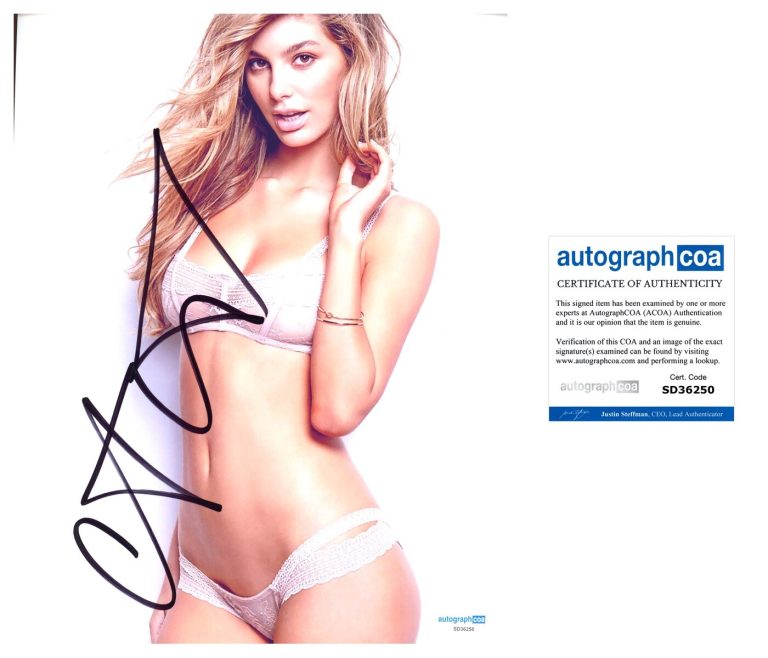 Camila Morrone Signed Autographed 8x10 Photo Model Sexy Actress ACOA Daisy Jones