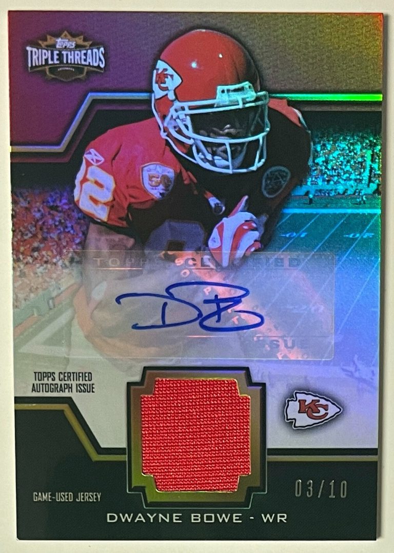 Dwayne Bowe signed 2011 Topps Triple Threads Unity Relic Card #TTUAR-19- /10