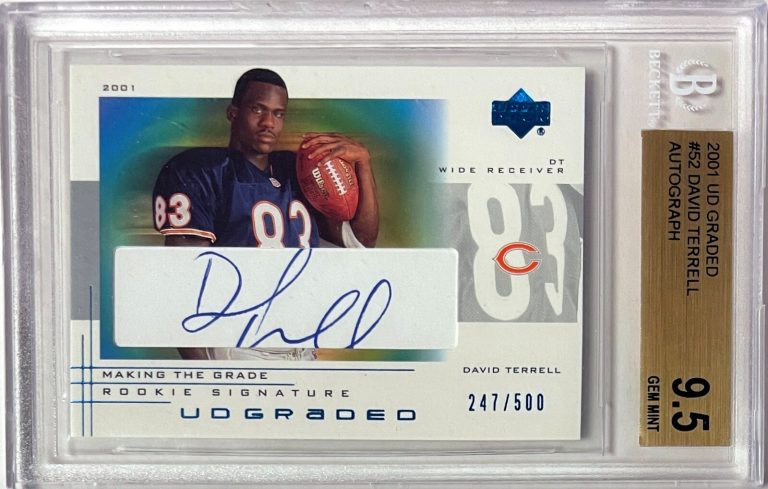 David Terrell signed 2001 UD Making the Grade Rookie Auto Card #52- Beckett 9.5
