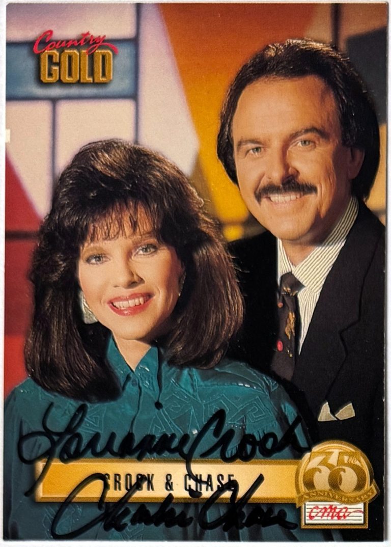 Lorianne Crook/Charlie Chase 1993 Sterling Country Gold On Card Dual Auto #108