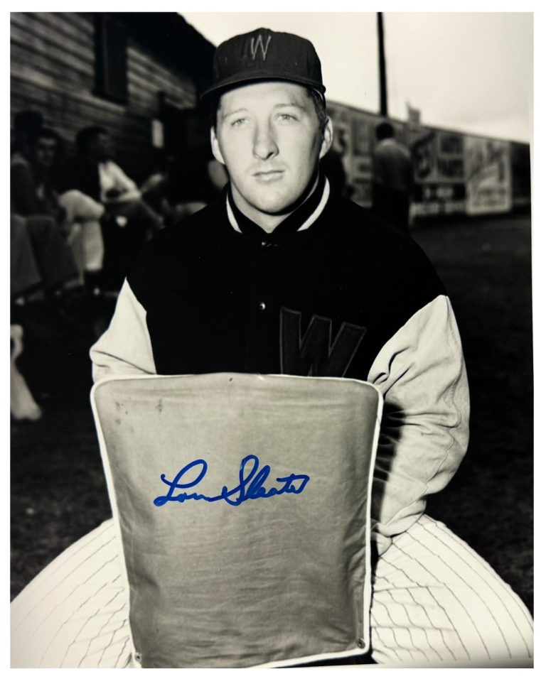 Lou Sleater signed Washington Senators Vintage B&W 8x10 Photo imperfect- COA