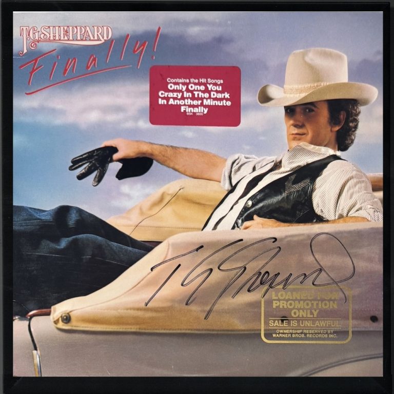 T.G. Sheppard signed 1982 Finally Album Cover/LP/Promo Vinyl Record Framed- JSA
