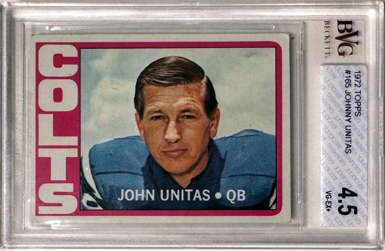 Johnny Unitas 1972 Topps Card #165- BVG Graded 4.5 VG-EX+ (w/Sub Grades/Colts)