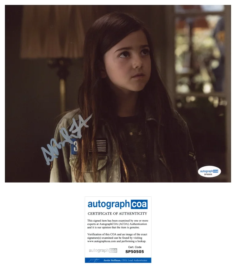 Abby Ryder Fortson ‘Ant-Man’ Signed 8x10 Photo 'Cassie Lang' ACOA Antman
