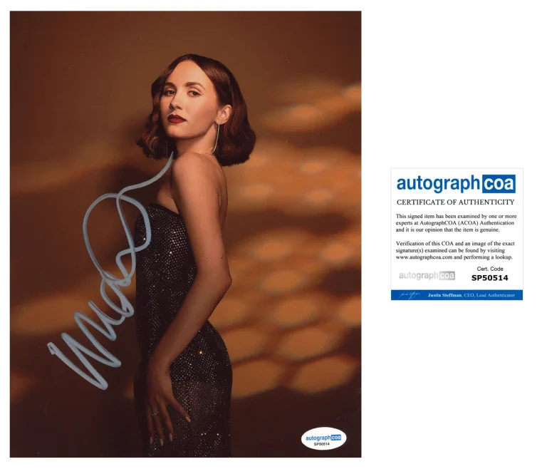Maude Apatow 'Euphoria’ Actress Sexy Signed 8x10 Photo 'Lexi Howard' ACOA