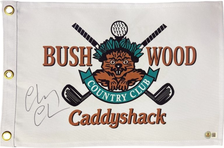 Chevy Chase signed Caddyshack Bushwood Country Club Logo Golf Pin Flag - Beckett