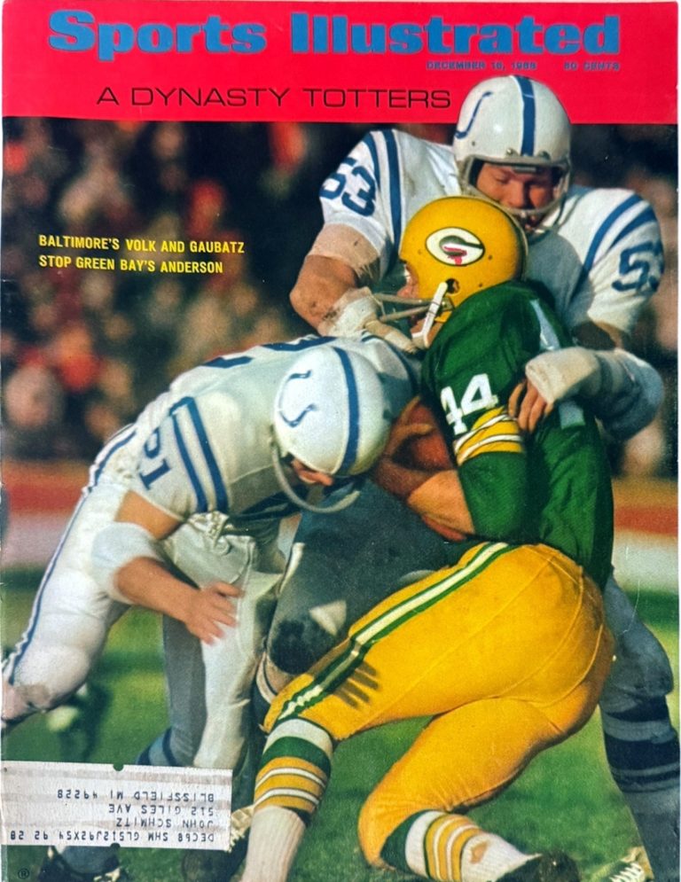 Sports Illustrated Full Magazine 12/16/1968- Baltimore Colts- Rick Volk/Gaubatz