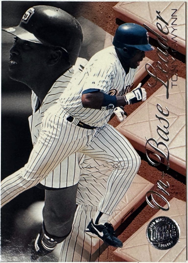 Tony Gwynn 1996 Fleer Ultra On-Base Leaders Gold Medallion Card #3 -(Padres/HOF)