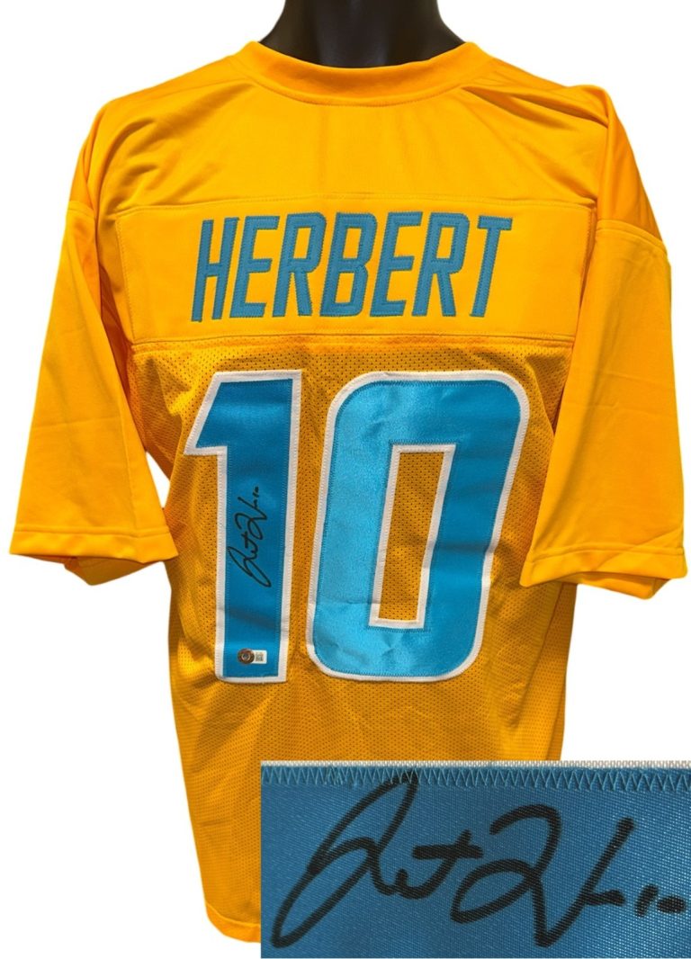 Justin Herbert signed Los Angeles Gold Custom Stitched Pro Style Jersey XL- BAS