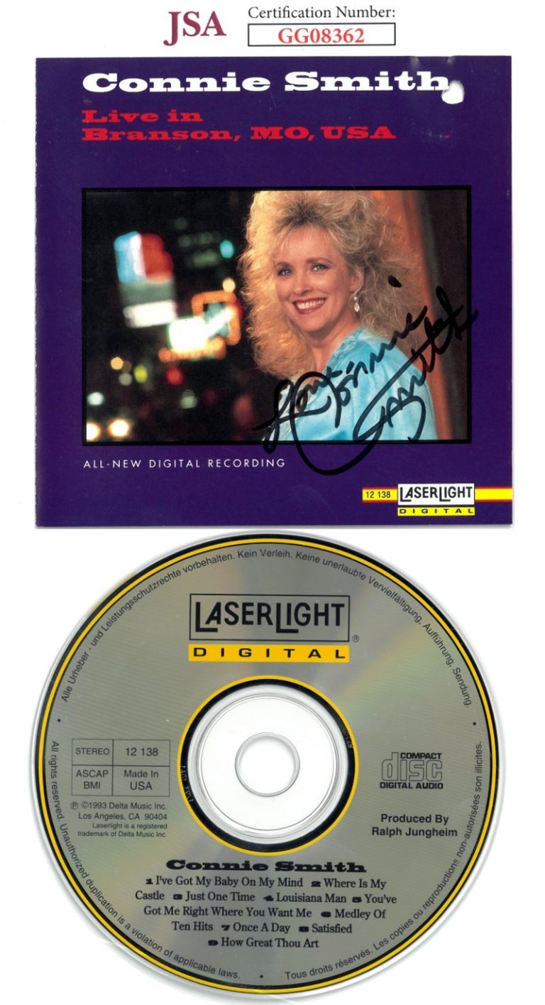 Connie Smith signed 1993 Live in Branson, MO, USA Album Cover Booklet w/CD - JSA