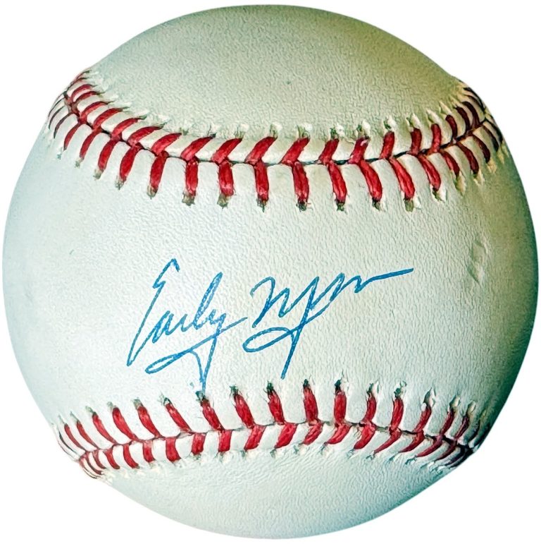 Early Wynn signed Official Rawlings ROAL American League Baseball Imperfect -COA