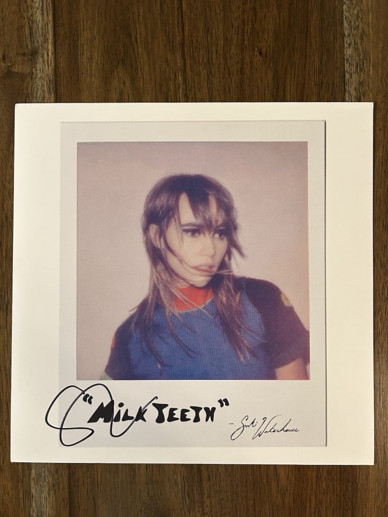 Suki Waterhouse ‘Milk Teeth’ Signed Autograph Vinyl Album Beckett Certified