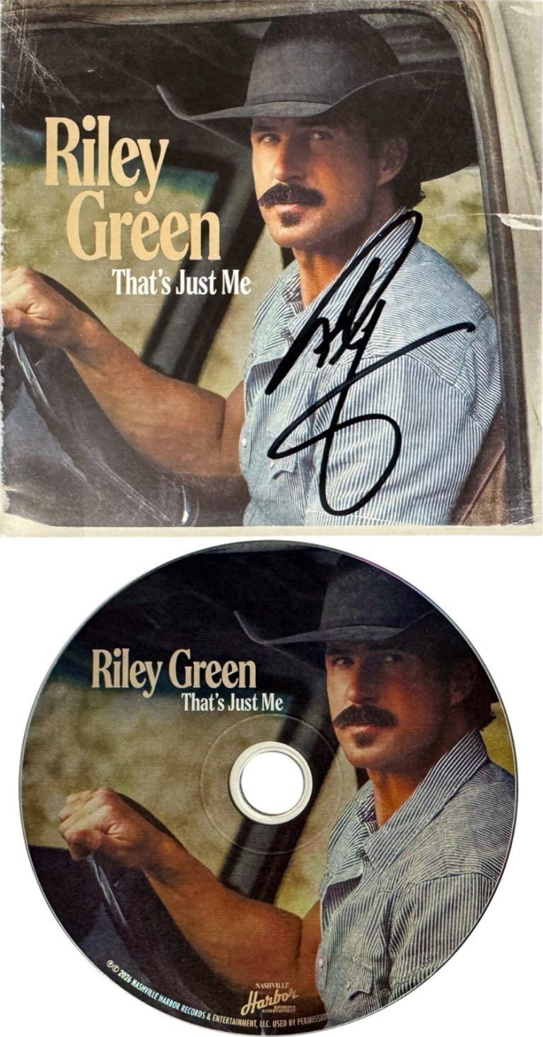 Riley Green signed 2026 That's Just Me CD Album Cover Booklet w/ CD & Case – COA