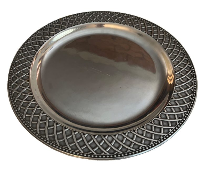 Wilton Armetale Vintage LG Serving Tray  Discontinued Pattern 14.5”