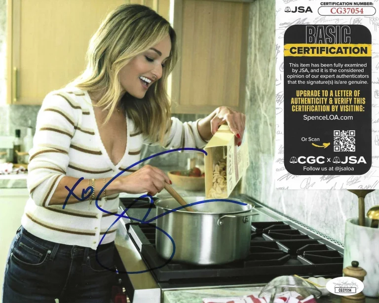 Giada De Laurentiis Signed 8x10 Photo w/ JSA COA #CG37054 Giada at Home
