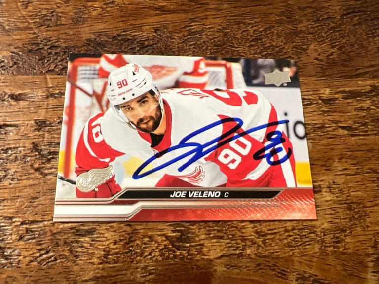 Joe Veleno IP Signed 2023-24 Upper Deck Card Detroit Red Wings Autographed