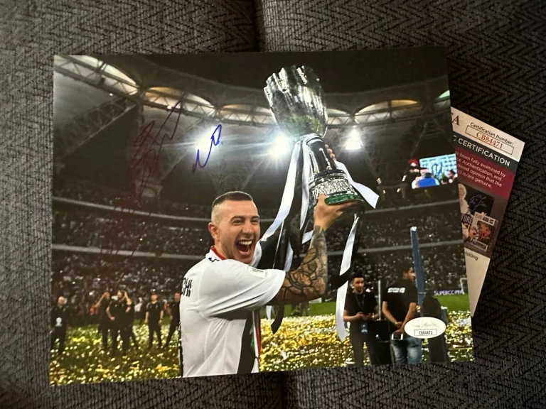 Federico Bernardeschi Signed 8 X 10 Photo JSA Authenticated COA Soccer