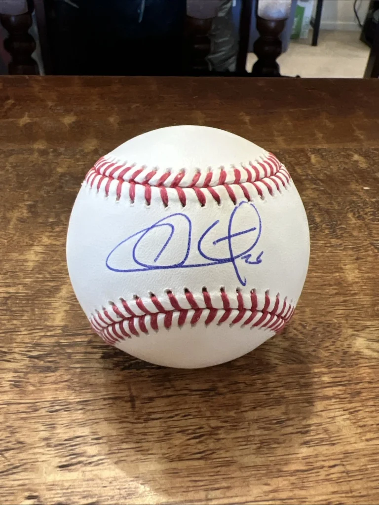 Chase Utley Signed Official Major League Baseball JSA Coa Phillies Autographed