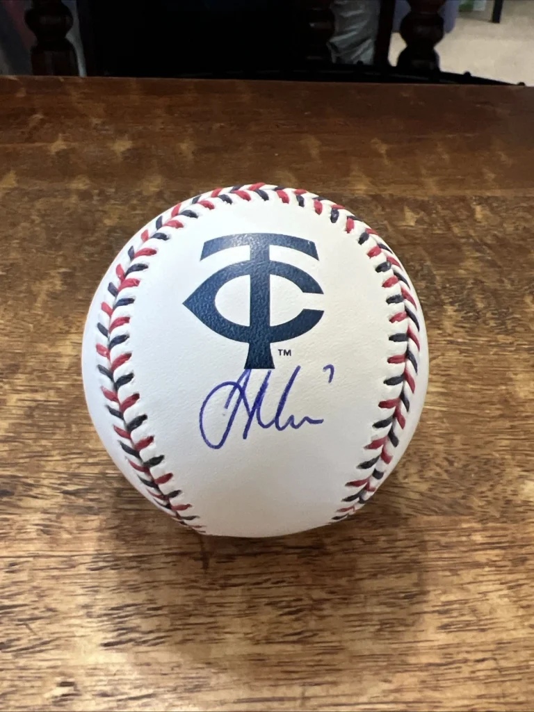Joe Mauer Signed Minnesota Twins Logo Baseball JSA Coa Autographed