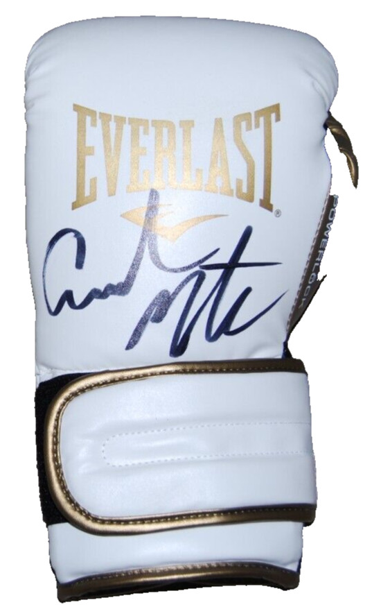 CURMEL MOTON signed (Super Featherweight) Everlast Boxing glove BECKETT BR00355