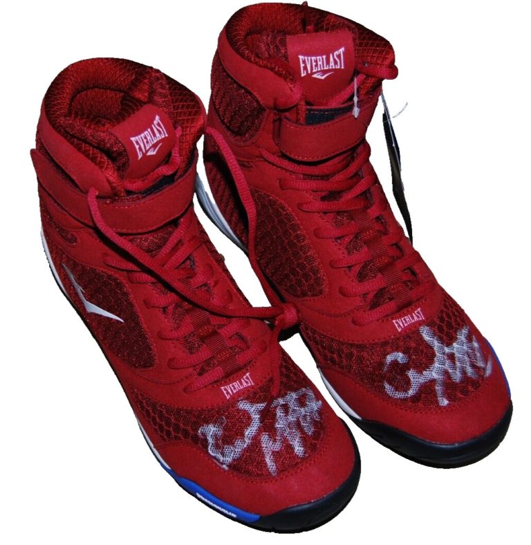 CURMEL MOTON signed (Everlast) The Monster Boxing Shoes FEATHERWEIGHT BECKETT