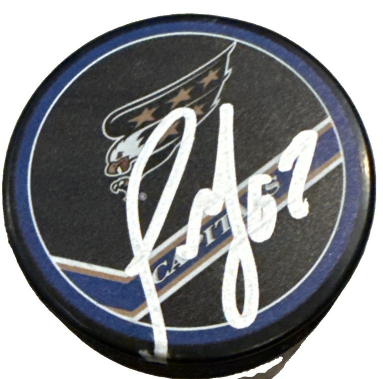 ILYA PROTAS signed (WASHINGTON CAPITALS) Retro Hockey puck JSA CM05084