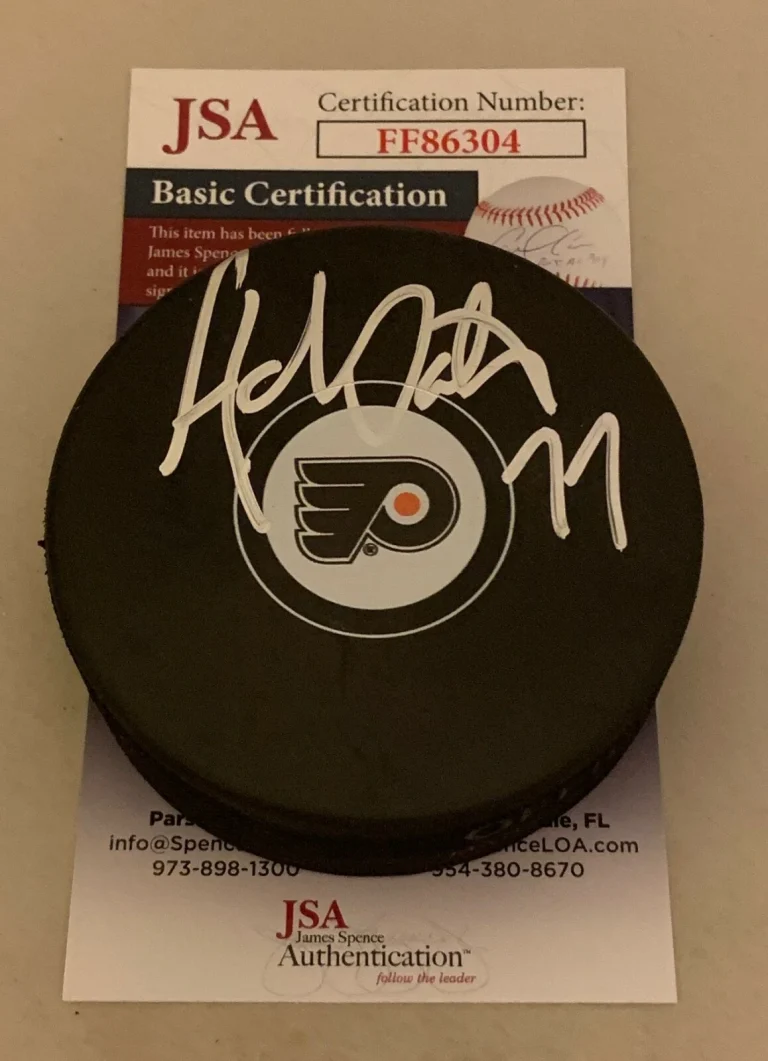 Adam Oates Boston Bruins signed Philadelphia Flyers Puck autographed HOF JSA