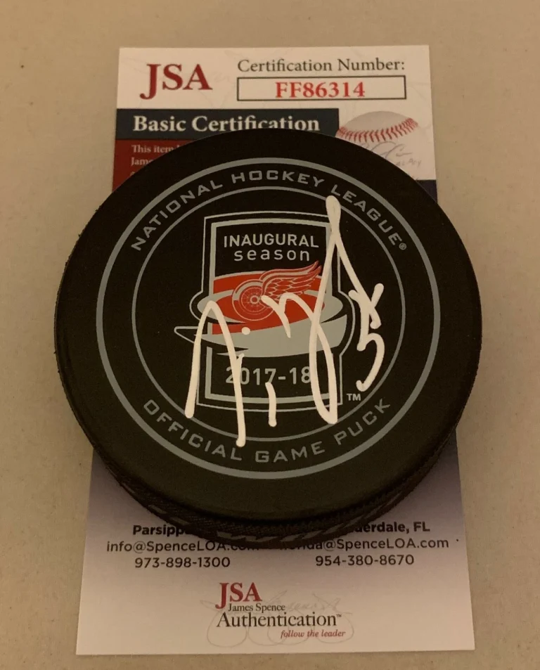 Jimmy Howard signed Detroit Red Wings 2017 - 2018 LCA Inaugural Game Puck JSA