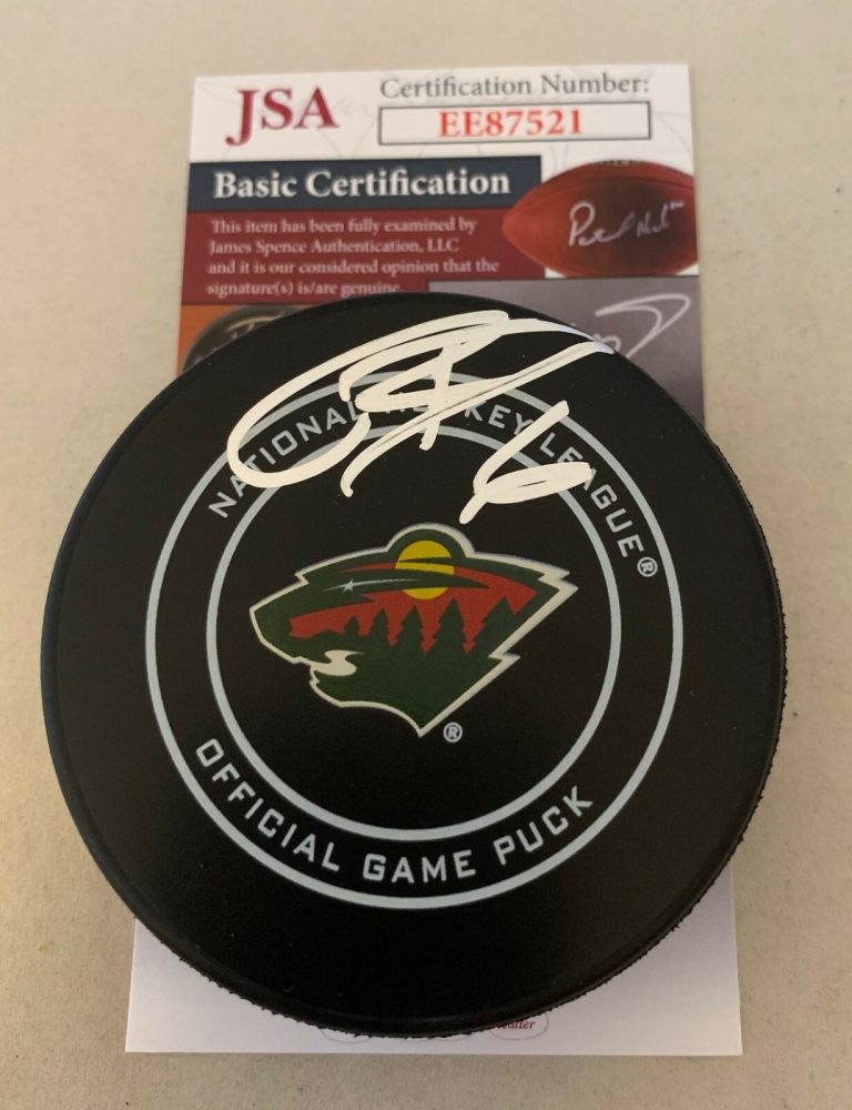 Ryan Donato signed Minnesota Wild Official Game Puck autographed JSA