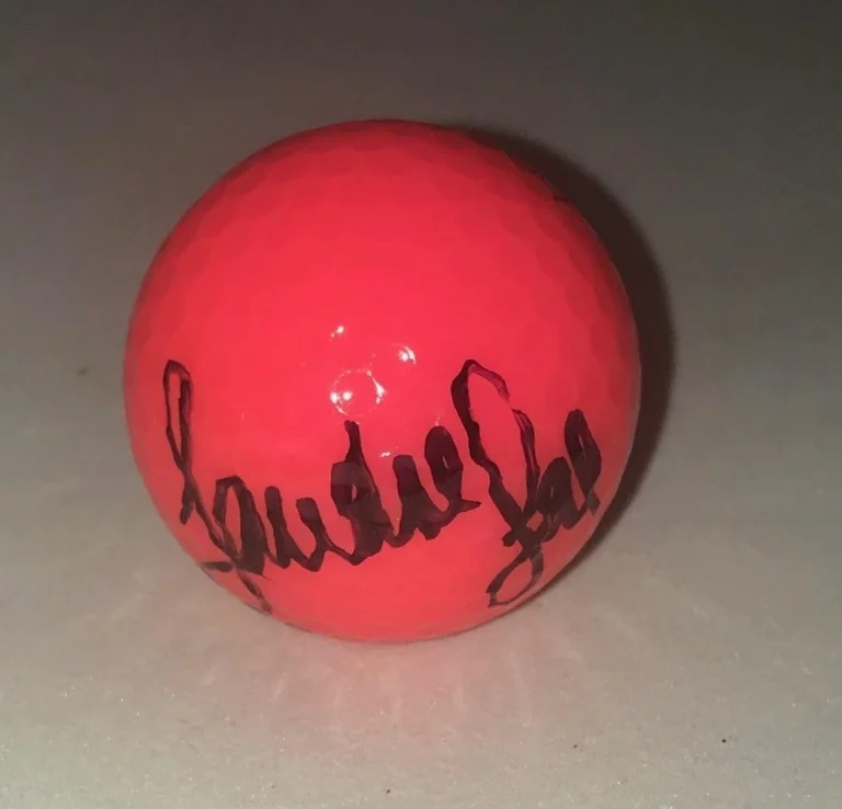 Sandra Gal signed Hot Pink Wilson Hope Golf Ball autographed LPGA Germany