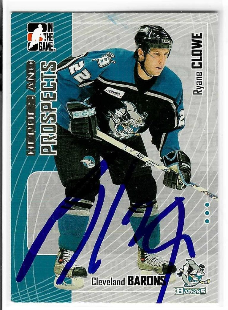 Ryane Clowe Signed 2005/06 Heroes and Prospects Card #45