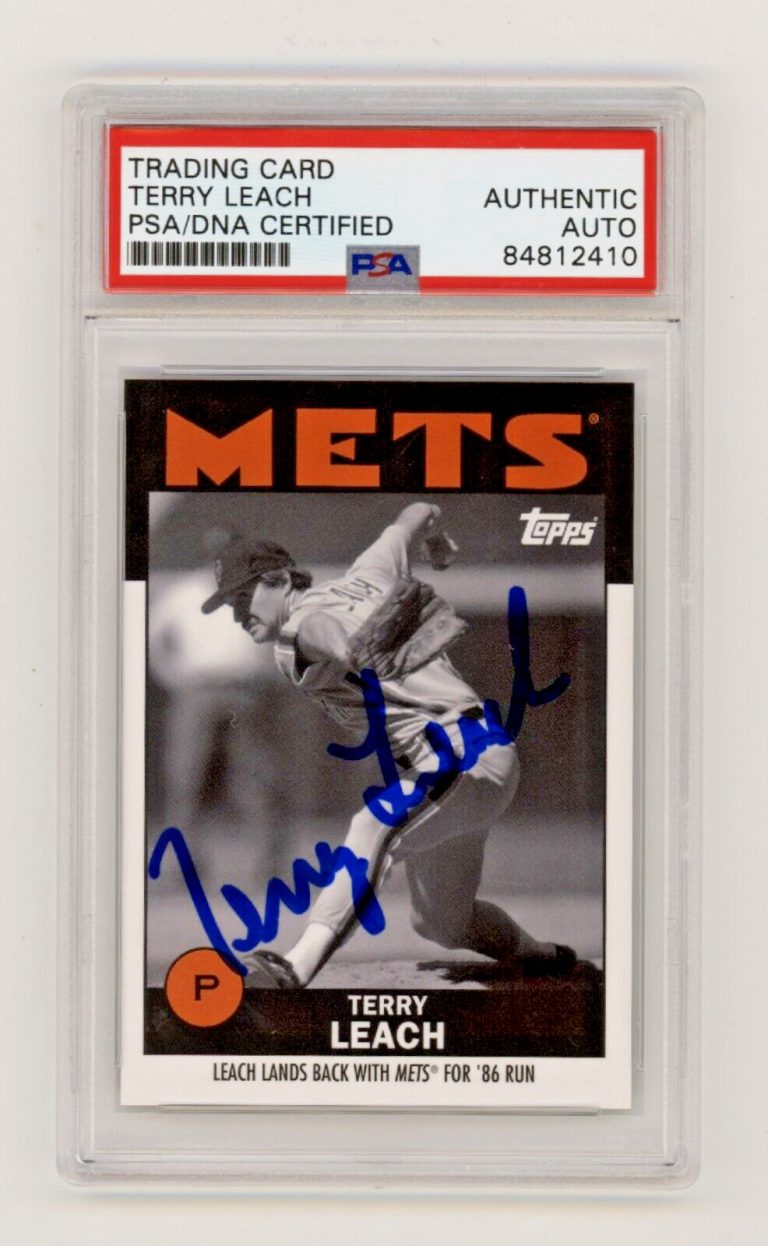 Terry Leach 2021 Topps Once Upon a Time in Queens B/W #15 Signed PSA Auto Mets