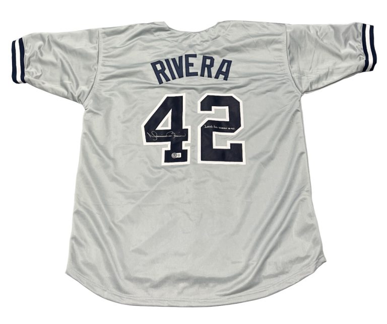 Mariano Rivera Signed Yankees Custom Jersey w/ Last to Wear 42 Beckett W BAS COA